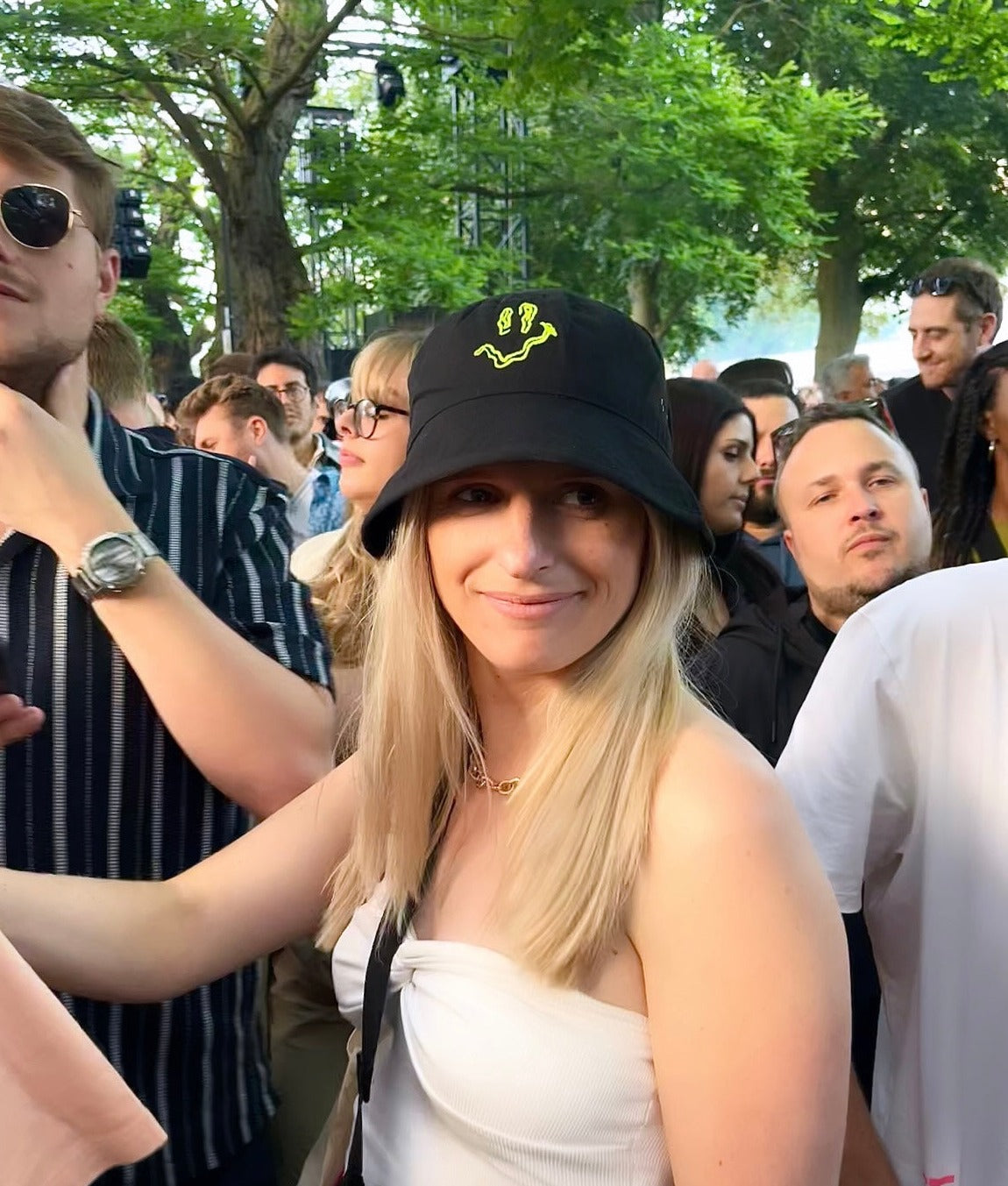 SMILEY Embroidery Bucket Hat - Hun Sauce