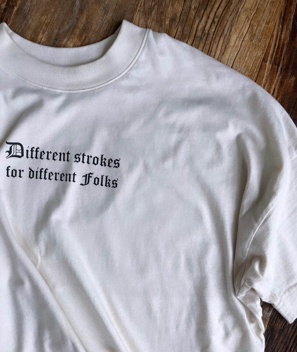 Close up DIFFERENT FOLKS Heavy Weight Drop Shoulder Oversized T-Shirt - Hun Sauce