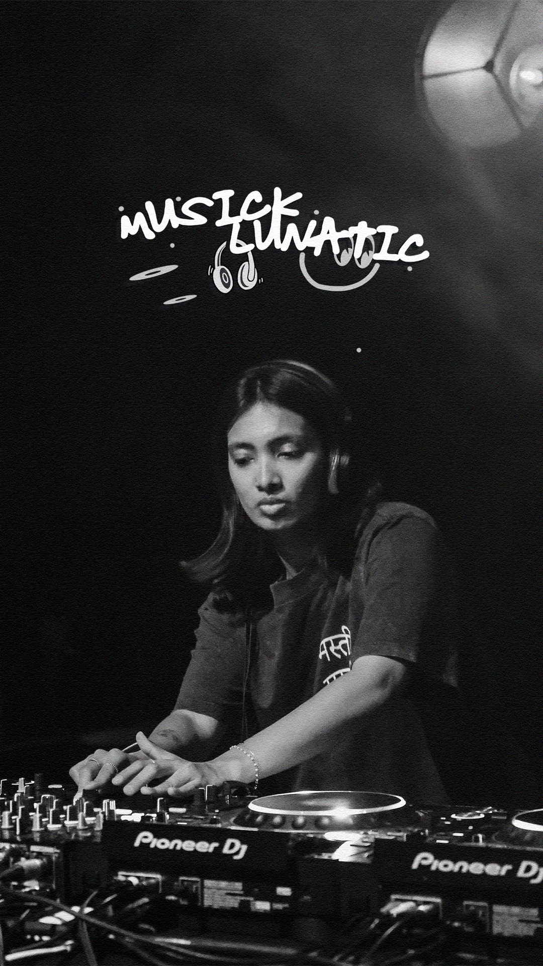 Video of DJ Musiklunatic, playing live at Village Underground, London. Custom DJ Artwork and Merch tee by illustrator and streetwear designer Hun Sauce.